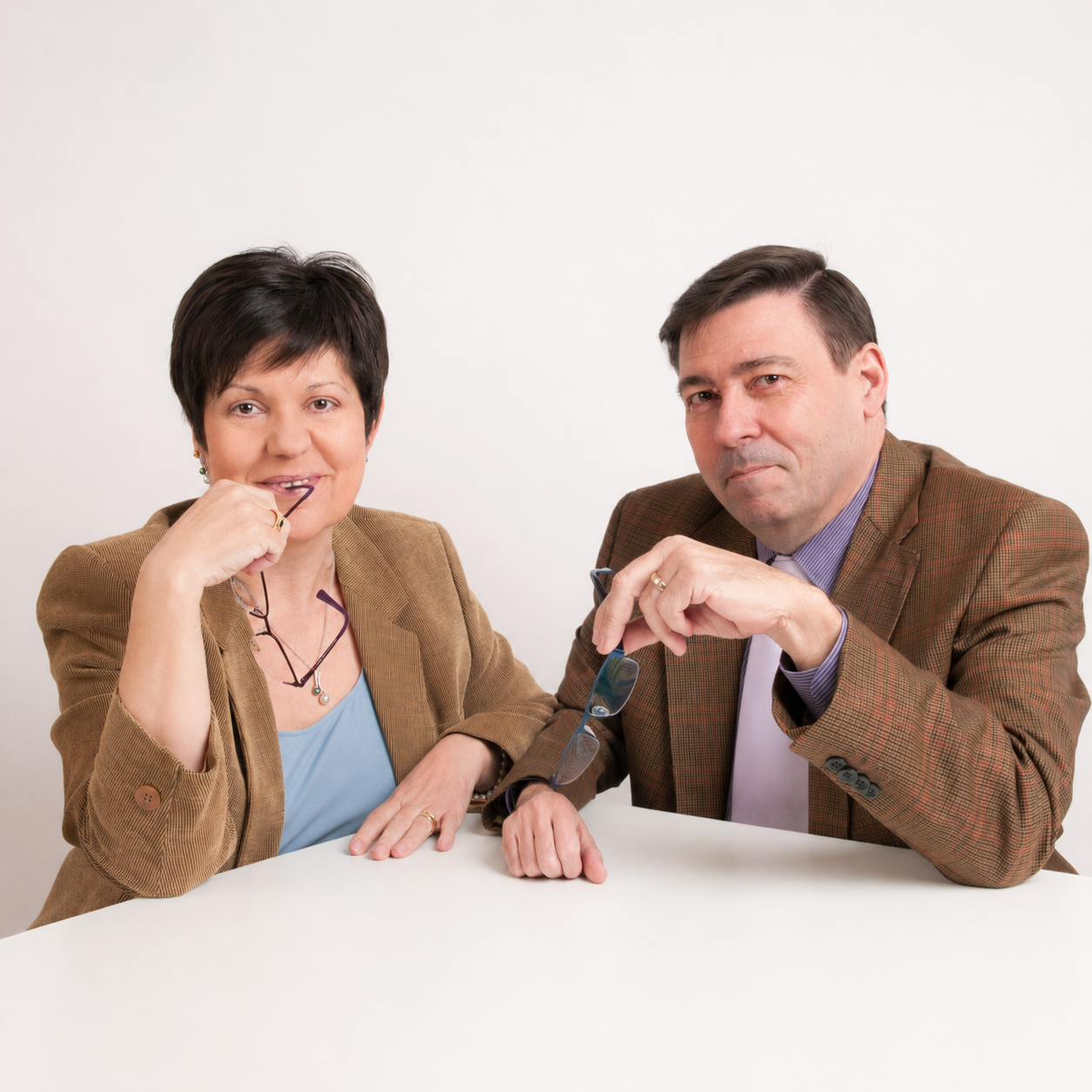 Jordi Sardinya Alcoberro y Francisca Rivas